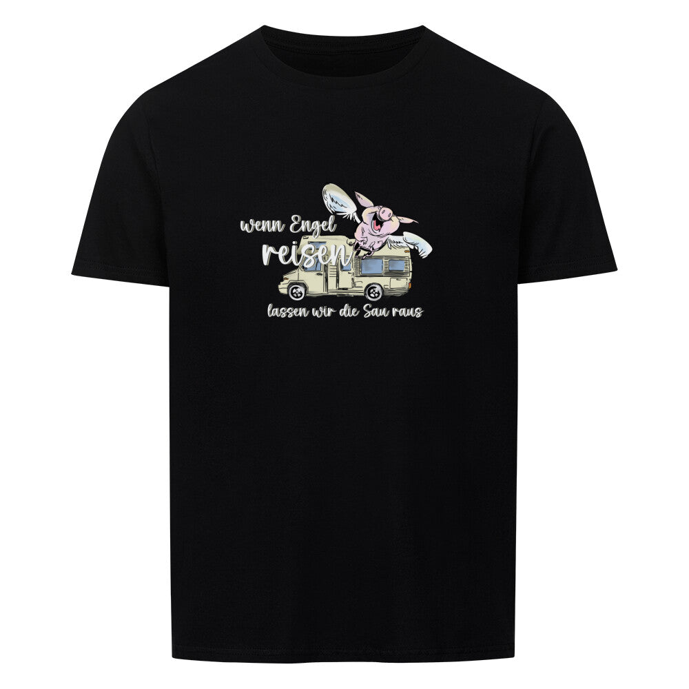 campingtshirt. Unser Motiv “Wenn Engel reisen, lassen wir die Sau raus” ist eine humorvolle Hommage an all die unvergesslichen Momente beim Camping und auf Reisen. Mit einem charmanten Design und einem augenzwinkernden Spruch lädt dieses Motiv dazu ein, die Alltagssorgen hinter sich zu lassen und das Leben in vollen Zügen zu genießen.