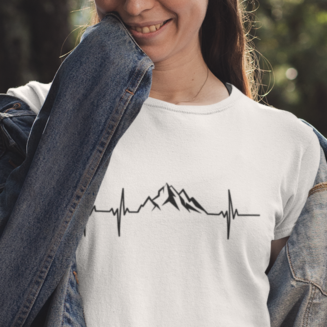 Herzschlag Berge Classic Organic Shirt Women
